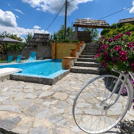 Neva Sobe Sa Pogledom Na Planine Apartment Mokra Gora Ngoại thất bức ảnh